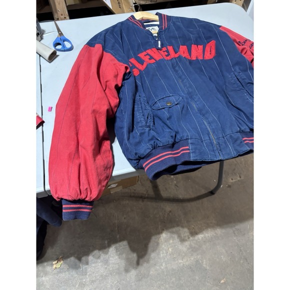 Cleveland Indians Mirage Throwback Jacket - Large - Excellent Condition Reversib